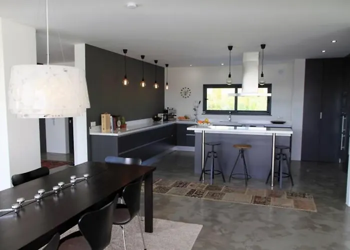 New- Design Villa- 10 Min From Beach, Pool And Great View Villa