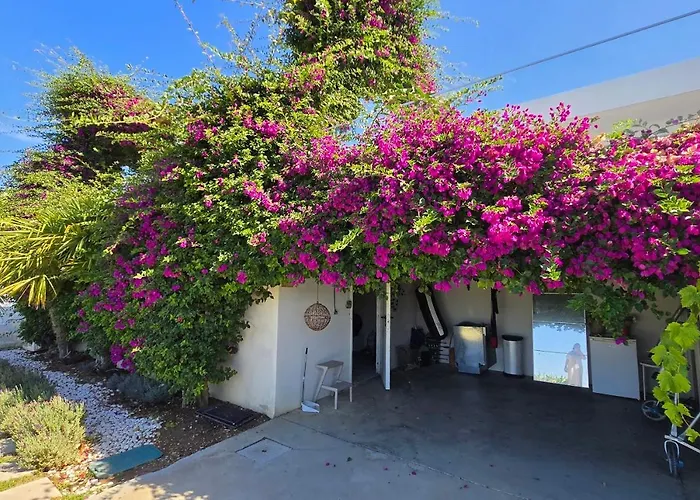 New- Design Villa- 10 Min From Beach, Pool And Great View Villa