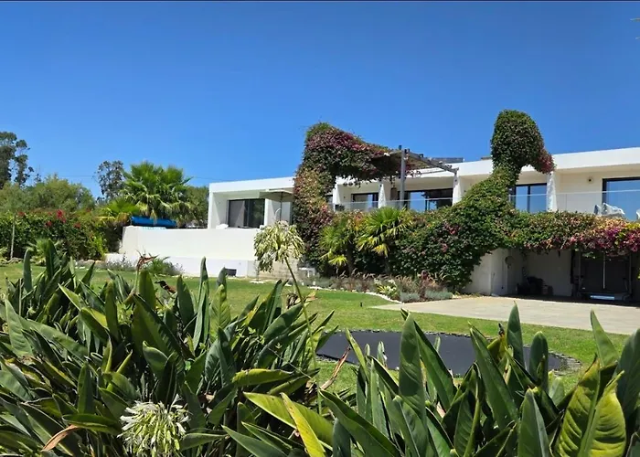 Villa New- Design Villa- 10 Min From Beach, Pool And Great View Ericeira